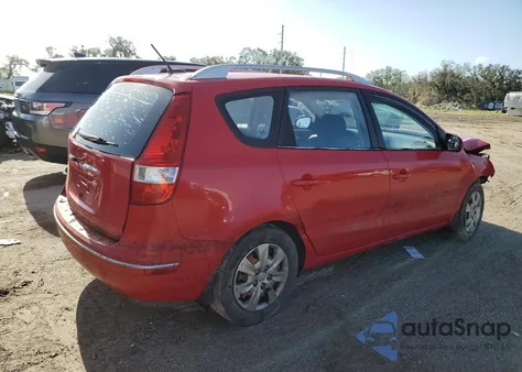 2011 Hyundai Elantra Touring Gls z USA, uszkodzony, nr VIN KMHDC8AE3BU100375